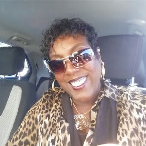 Meet your Posher, Rosolyn